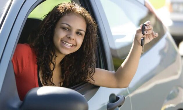 Can a 17-year-old get their own car insurance in florida