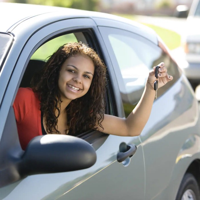 Can a 17-year-old get their own car insurance in florida