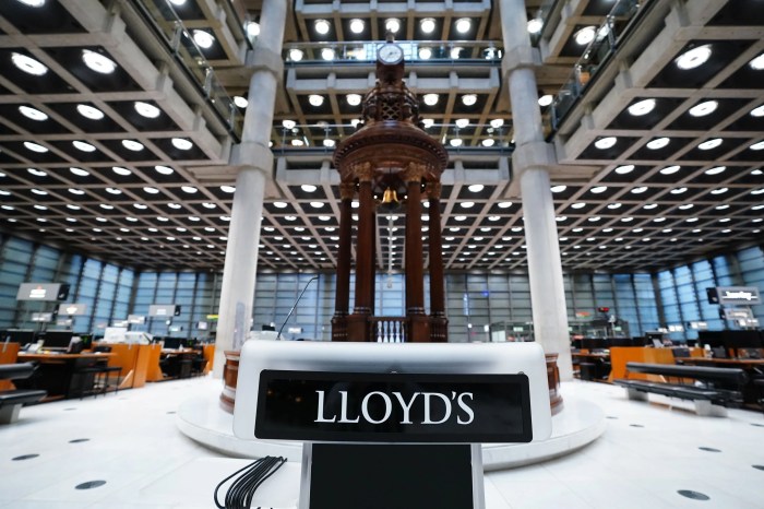 Lloyd lloyds environmental campaigns coal fuels fossil greenhouse climate insure target top cityam insuring tar sands hands protesters returning demanding