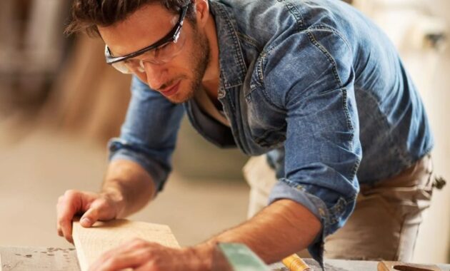 Carpenter carpenters work framing trim carpentry jobs master does do picture wood furniture woodwork constructing structures building may build construction